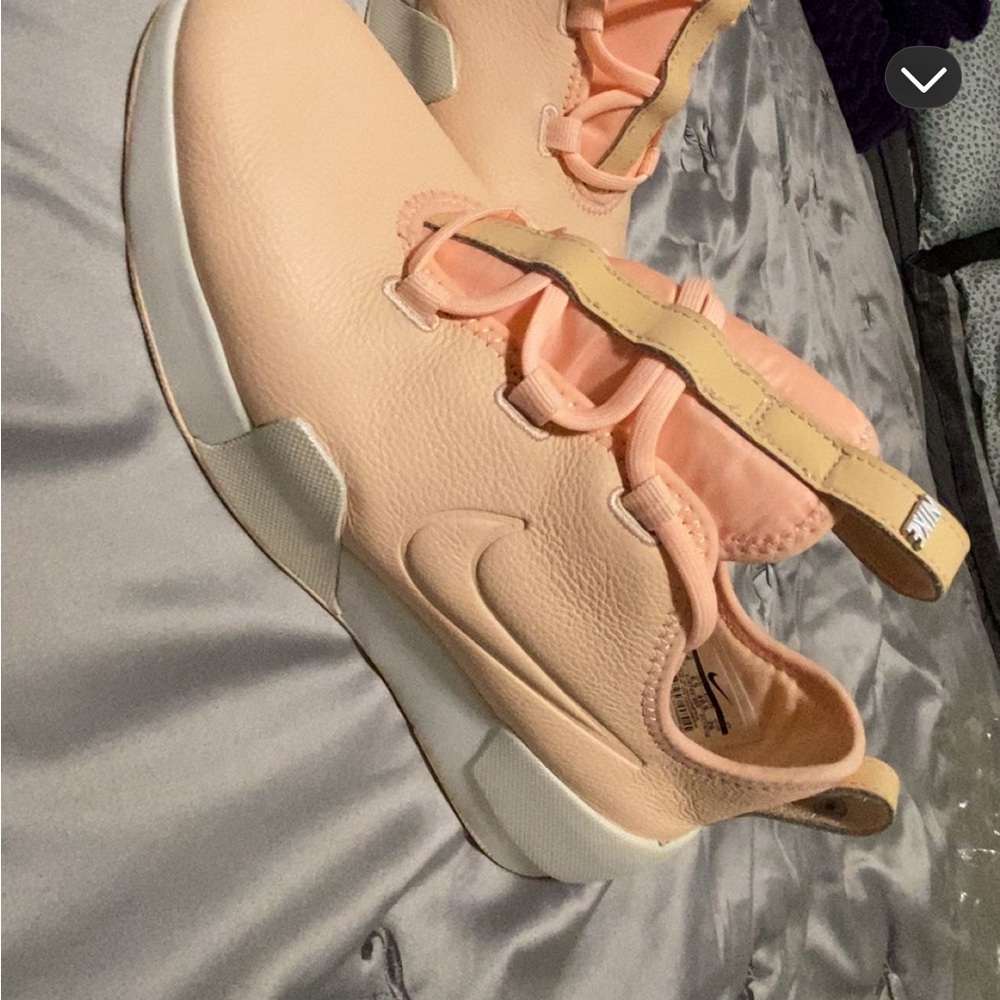 Nike Women's Light Peach Sneakers